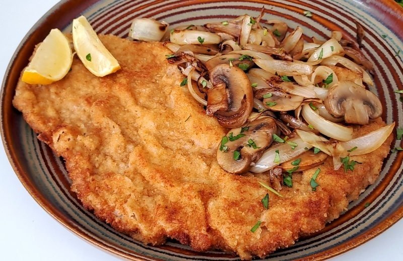 Schnitzelmenu in het restaurant